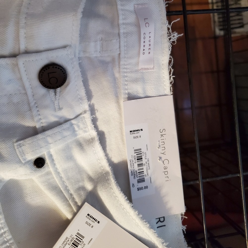 Capris - Picture 2 of 4